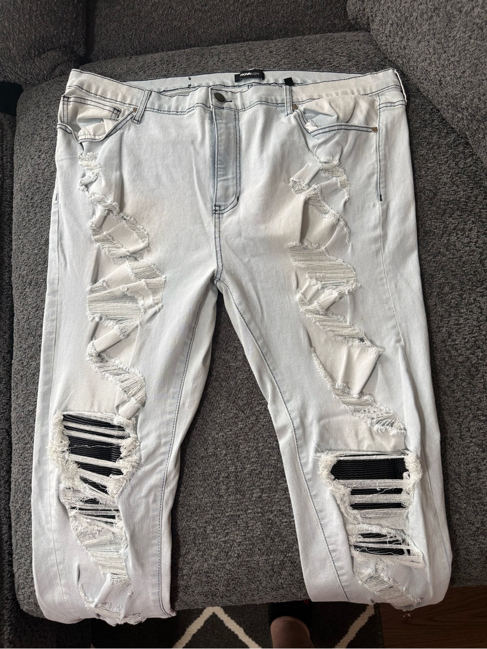 Men’s Distressed light blue washed Ripped Jeans with Black Underlay